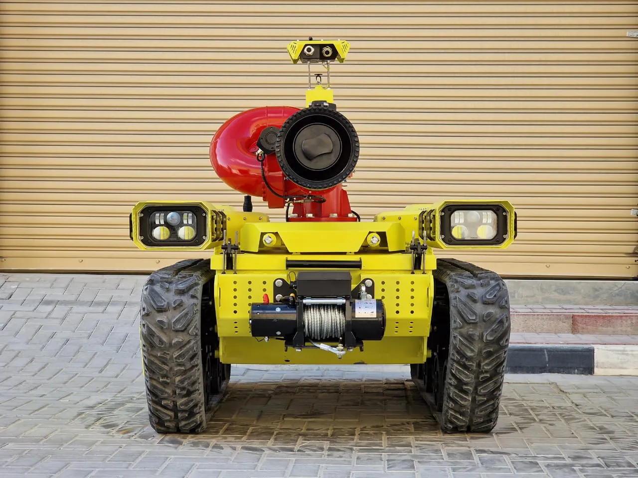 Wabel-8000 · front with winch